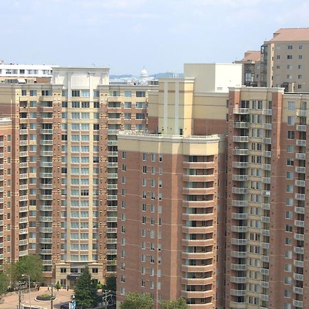 Crystal Quarters Corporate Housing At The Gramercy アーリントン 部屋 写真