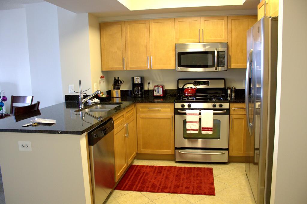 Crystal Quarters Corporate Housing At The Gramercy アーリントン 部屋 写真
